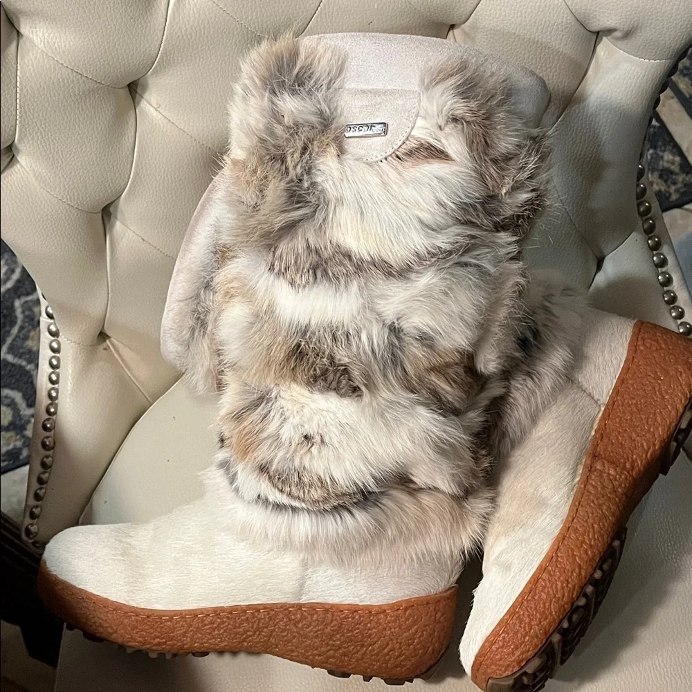 Stylish Women's Winter Boots with Real Fur Trim SIZE 8 39 - Picture 5 of 6